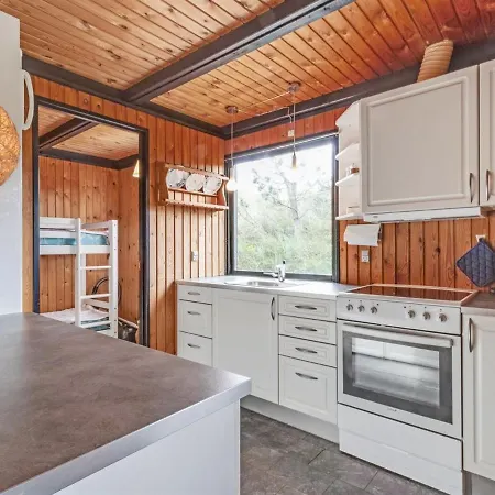 Holiday home Maini - 600m From The Sea In Nw Jutland By Interhome Saltum
